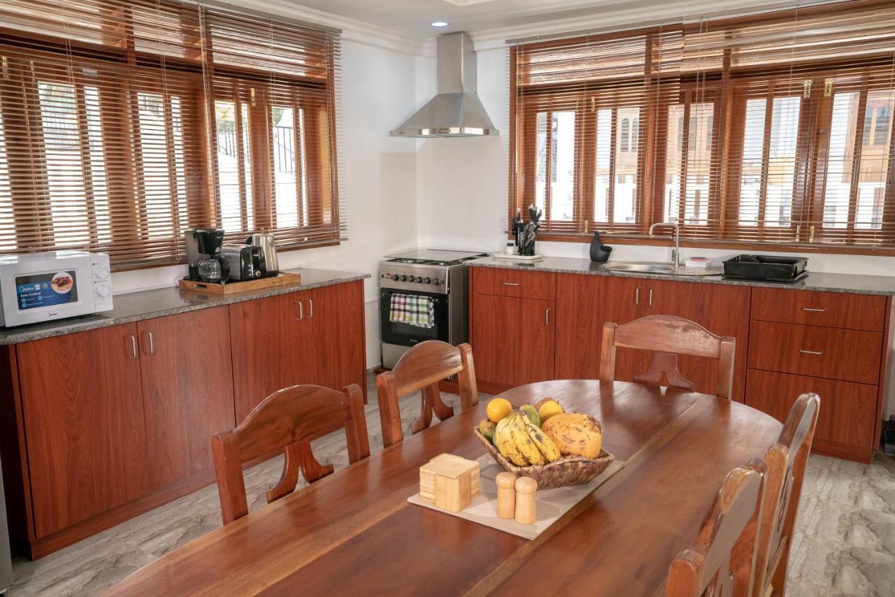 La Belle Residence Self Catering Accommodation Beau Vallon  Luaran gambar